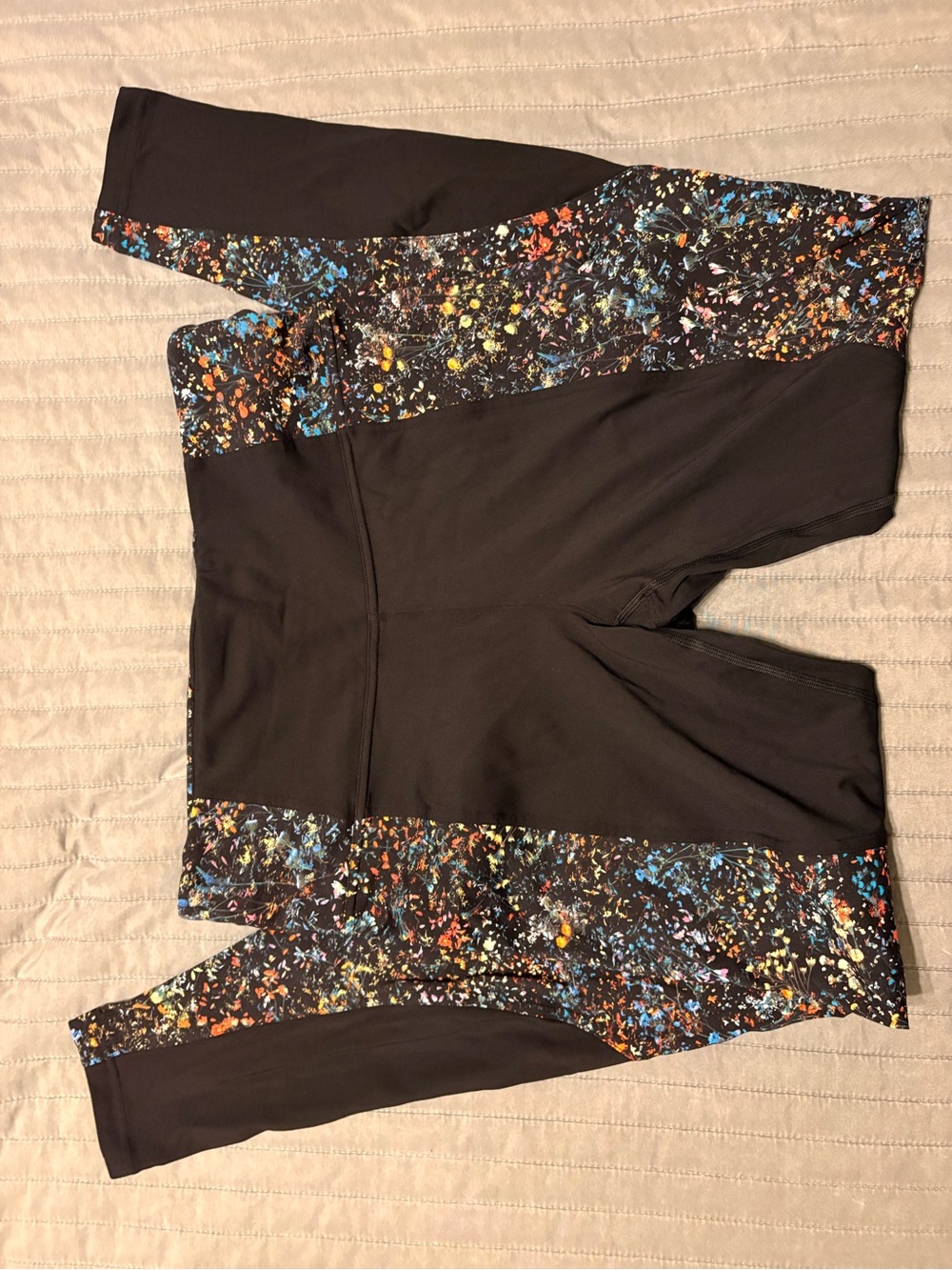 Lululemon Wake and Train Tight Leggings in Black/Flowerescent Multi